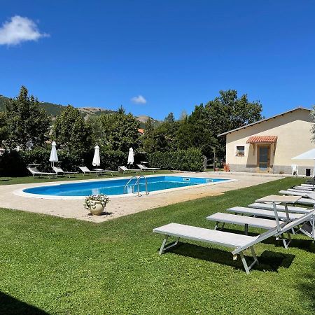 Agriturismo Cupello Cagnano Amiterno Bagian luar foto