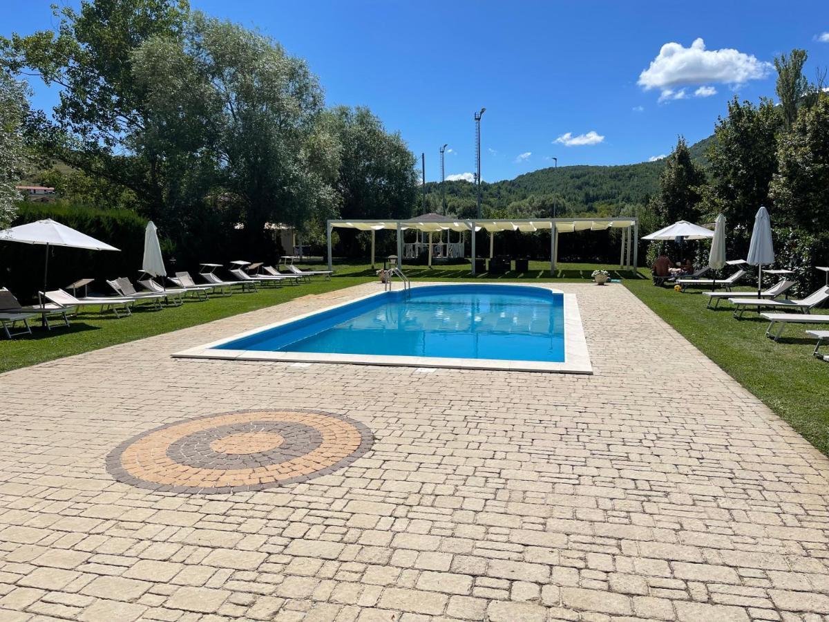 Agriturismo Cupello Cagnano Amiterno Bagian luar foto