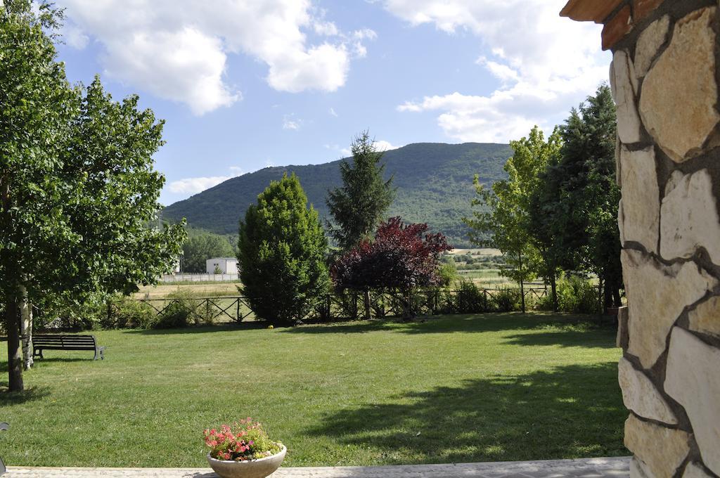 Agriturismo Cupello Cagnano Amiterno Bagian luar foto
